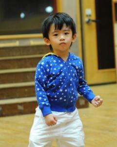 谢振轩图片,光影交织下的青春偶像