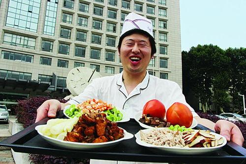 娱乐吃瓜酱食堂大叔